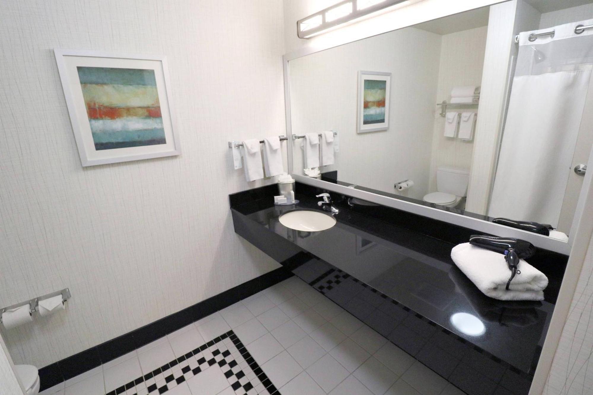 Fairfield Inn & Suites Des Moines Airport Eksteriør bilde
